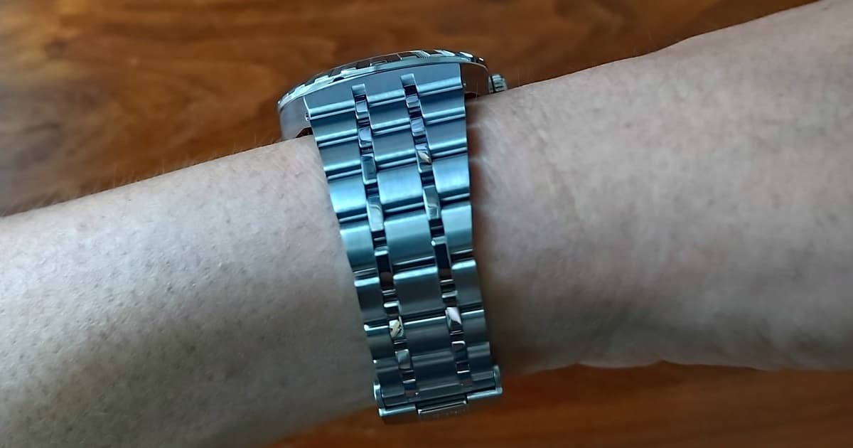 チューダー ロイヤル 38 38mm レビュー 厚み 質感 使用感